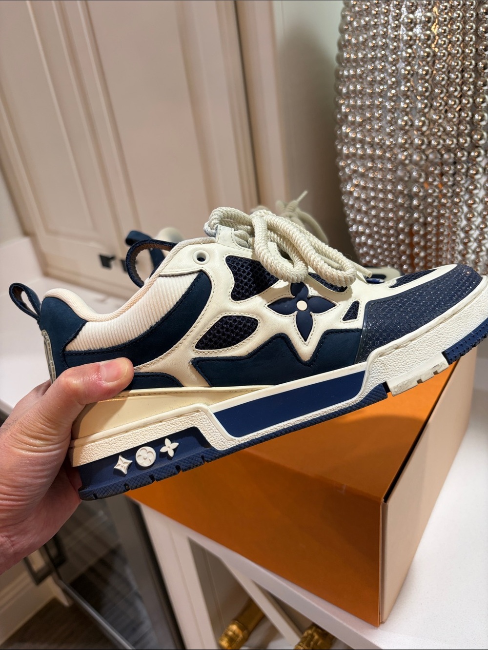 💦 Used LV skate sneaker